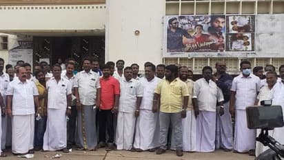 Jai Bhim மோதல் - சூர்யா திரைப்படம் ஓடிய திரையரங்கில் பா.ம.க.-வினர் ரகளை…. போஸ்டரை கிழித்தெறிந்து ஆவேசம்..!