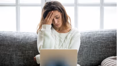 हैंग कर रहे लैपटॉप को इन 5 तरीकों से बनाएं सुपरफ़ास्ट, नया खरीदने की नहीं होगी झंझट