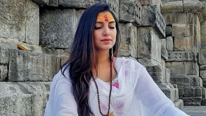 ഹിമാലയ യാത്ര; ചിത്രങ്ങള്‍ പങ്കുവച്ച് ഋതു മന്ത്ര