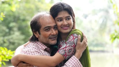 First Look: আয় খুকু আয় ছবির ফার্স্ট লুক প্রকাশ্যে, সোশ্যাল মিডিয়ায় ছবি শেয়ার করলেন প্রসেনজিৎ