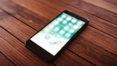 ആന്‍ഡ്രോയിഡും, ഐഒഎസും അല്ല, മെയ്ഡ്-ഇന്‍-ഇന്ത്യ ഒഎസ് വേണം; നയം വ്യക്തമാക്കി കേന്ദ്രം