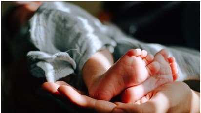 അയ്യായിരത്തിലേറെ പ്രസവമെടുത്ത നഴ്സ്; സ്വന്തം പ്രസവത്തിൽ മരിച്ചു