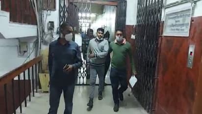 Fraud Police-যোগীর রাজ্যের ভুয়ো পুলিশ গ্রেফতার সল্টলেকে, যেতে হল শ্রীঘরে