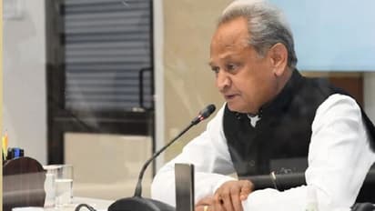 राजस्थान में पेट्रोल 4 रुपए और डीजल 5 रुपए हुआ सस्ता, आखिर CM Gehlot ने दी प्रदेश की जनता को राहत