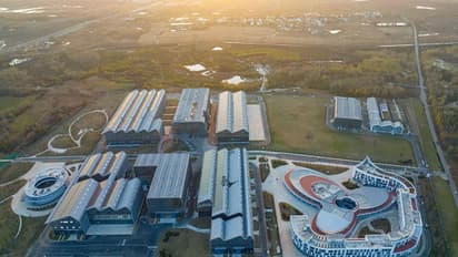 చైనా సరిహద్దుల్లో 59 భారతీయ గ్రామాలు ఖాళీ.. ఉత్తరాఖండ్ జిల్లాలో కొండప్రాంతాలను విడిచి వెడుతున్న ప్రజలు...