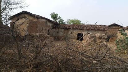 मध्य प्रदेश के इस गांव में भूतों का ऐसा खौफ, वीरान हो गया 100 घरों वाला गांव, बचे सिर्फ 4 लोग, जानें मामला