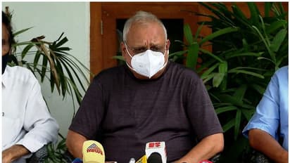 'സീറ്റ് ചര്‍ച്ചയില്‍ പങ്കെടുത്തയാള്‍ തന്നെ ആരോപണം ഉന്നയിക്കുന്നു'; കഴമ്പില്ല, വിമതരെ തള്ളി ശ്രേയാംസ് കുമാര്‍