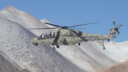 Combat Helicopters పాకిస్తాన్,  చైనాలకు నిద్ర ఉండదిక.. భారత్ అమ్ములపొదిలో భారీగా యుద్ధ హెలికాప్టర్లు!