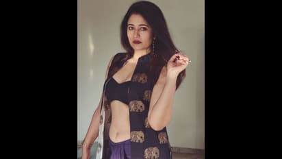 బ్రాలో పూనమ్ బజ్వా పరువాల విందు.. మామూలు హాట్ నెస్ కాదు , కుర్రాళ్లు విల విల