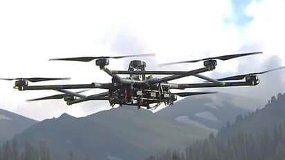 Drone Technology : ಆವಿಷ್ಕಾರಕ್ಕೆ ಕೊನೆ ಎಲ್ಲಿ.. ಡ್ರೋಣ್ ಮೂಲಕ ಬ್ಲಡ್ ಸ್ಯಾಂಪಲ್ !