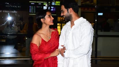 Rajkummar Rao और Patralekha पहुंचे मुंबई, एयरपोर्ट पर इश्क फरमाते नजर आए ये पावरकपल