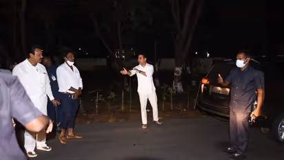 మానవత్వం చాటుకున్న కేటీఆర్... సాటి మనుషులను కాపాడేందుకు మంత్రి తాపత్రయం