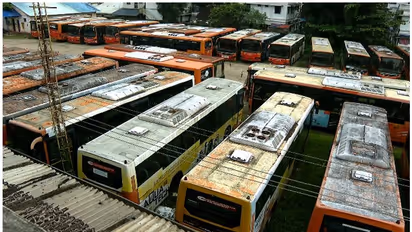 KURTC: കെയുആ‍ർടിസി ഡിപ്പോയിലെ ലോഫ്ലോർ ബസുകൾ നന്നാക്കണമെന്ന് ആവശ്യപ്പെട്ട് കോൺ​ഗ്രസ് സമരത്തിലേക്ക്