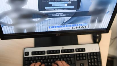 Cyber Crime : സ്ത്രീകളുടെ പേരില് ചാറ്റ്, നഗ്നചിത്രം; ഉത്തരേന്ത്യന് സൈബര് ക്രൈം ഗ്യാങ്ങ് ഒടുവില് പിടിയില്