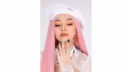 Official MV released of the Global sensational song "Are You Okay?"