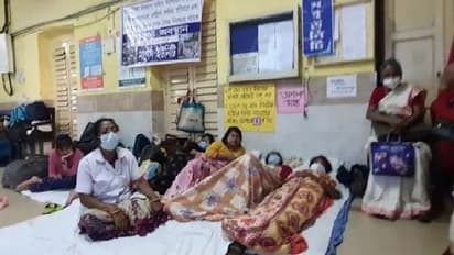 SSKM Nurses Protest- বেতন বৈষম্যের প্রতিবাদ করায় বদলি, এসএসকেএম জুড়ে বিক্ষোভ নার্সদের