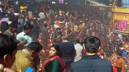Haridwar: धर्मनगरी में मनाई गई देव दीपावली, हर की पौड़ी पर जलाए गए दीए