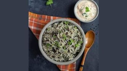 Kartik Purnima 2021: उड़द की दाल की खिचड़ी आपको रखती है हेल्दी, जानें फायदे