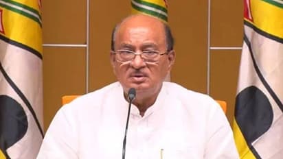 మాతో టచ్లో 50 మంది ఎమ్మెల్యేలు .. త్వరలో వైసీపీ ఖాళీ : బుచ్చయ్య చౌదరి సంచలన వ్యాఖ్యలు