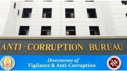 அடுத்த ரெய்டுக்கு தயாராகிறதா லஞ்ச ஒழிப்பு துறை.? நீதிமன்றத்தில் சொன்ன பரபரப்பு தகவல்.! யார் அந்த அதிமுக மாஜி?