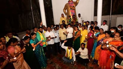 చంద్రబాబు కంటతడి.. భగ్గుమన్న టీడీపీ శ్రేణులు, పలువురు కార్యకర్తల ఆత్మహత్యాయత్నం