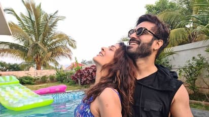 Payal Rajput; 'ಕಳೆದುಕೊಂಡಿದ್ದನ್ನು ಹುಡುಕಿ' ನಟಿಯ ಟಾಪ್ ಒಳಗೆ ಬಾಯ್ ಫ್ರೆಂಡ್ ಕೈ!