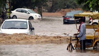 Andhra Rains | ആന്ധ്രയുടെ കിഴക്കന്‍ ജില്ലകളില്‍ ശക്തമായ മഴ തുടരുന്നു; മരണം 30 ആയി