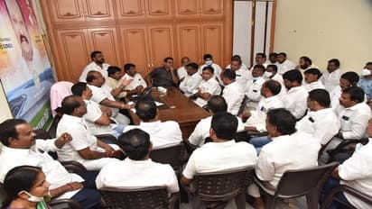 MLC Elections 2021: అభ్యర్థి ఎంపికలో ముఖ్యమంత్రి కేసీఆర్, పార్టీ నిర్ణయమే ఫైనల్..   గంగుల కమలాకర్ (వీడియో)