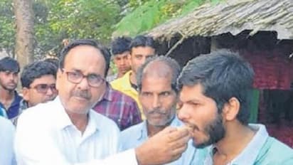 Murshidabad: দিনবদলের গল্প, স্টেথোস্কোপ গলায় নতুন স্বপ্ন মজুরের ছেলের চোখে
