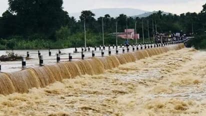 தொடர் மழை காரணமாக பாலாற்றில் வெள்ளப்பெருக்கு... 30 கிராமங்களுக்கு வெள்ள அபாய எச்சரிக்கை!!