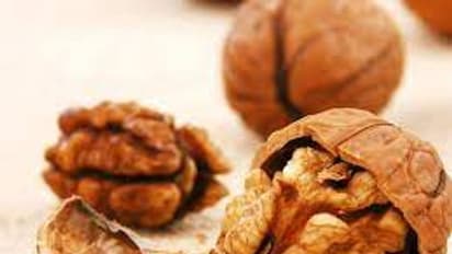 ദിവസവും ഒരു പിടി വാൾനട്ട് ശീലമാക്കൂ, ​ഗുണം ഇതൊക്കെയാണ്