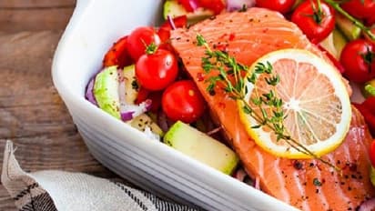 Food Habit : তিরিশ পেরোলেই সাবধান, পাতে থাকুক এই সাতটি খাবার