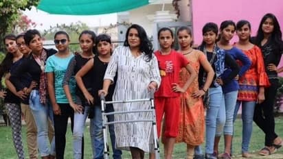 ഭർത്താവിന്റെ വീട്ടുകാർ തള്ളിയിട്ടു, 15 വർഷം കിടപ്പിൽ, സ്വയം പ്രതിരോധത്തിന്റെ പാഠങ്ങളുമായി ഇന്ന് പുനം