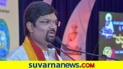 ಸಮ್ಮೇಳನದಲ್ಲಿ ಅತಿಥಿಯನ್ನೇ ಒಳಬಿಡದ ಪೊಲೀಸರು, ಪೊಲೀಸರ ಮೇಲೆ ಮಹೇಶ್ ಜೋಶಿ ಗರಂ