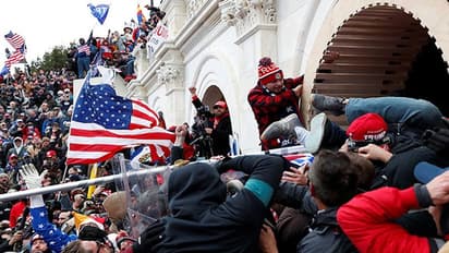 Capitol Hill Violence : ट्रंप की मुश्किल बढ़ी, संसद भवन हमले में सहयोगी समेत पांच को समन