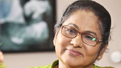 KPAC Lalitha: உயிருக்கு போராடும் பிரபல நடிகைக்காக கல்லீரல் தானம் செய்ய முன்வந்த ரசிகர்.... நெகிழ்ச்சி சம்பவம்