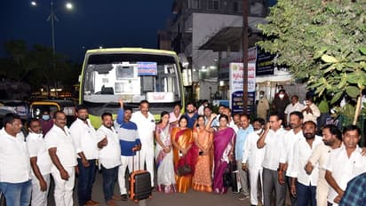 కరీంనగర్ ఎమ్మెల్సీ ఎన్నికపై ఈటల ఎఫెక్ట్... టీఆర్ఎస్ అలర్ట్,  క్యాంప్ రాజకీయాలు షురూ