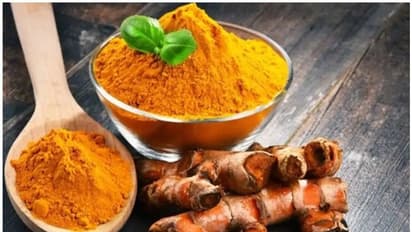 Turmeric Benefits: শীতকালে যদি এতগুলো সমস্যা কাটিয়ে উঠতে চান তবে ঘরে রাখুন কাঁচা হলুদ