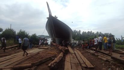 Uru : കടല്‍ കടന്ന് ഖത്തറ് പിടിക്കാന്‍ ചാലിയത്ത് നിന്നൊരു ഉരു...