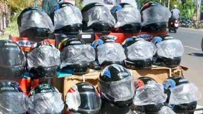 హెల్మెట్లపై జీఎస్టీని రద్దు చేయండి.. నిర్మలా సీతారామన్ కు ఇంటర్నేషనల్ రోడ్ ఫెడరేషన్ లేఖ