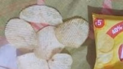 Viral Photo : 'അഞ്ച് രൂപയുടെ പാക്കറ്റില്‍ വെറും ആറ് ചിപ്‌സ്'; വൈറലായി ട്വീറ്റ്