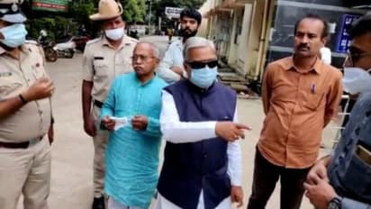 Car Accident: ಸಚಿವ ಗೋವಿಂದ ಕಾರಜೋಳ ಕಾರು ಅಪಘಾತ