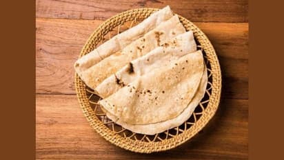 এক টুকরো রুটি ফেরাবে পরিবারের ভাগ্য, জেনে নিন রুটির প্রতিকার