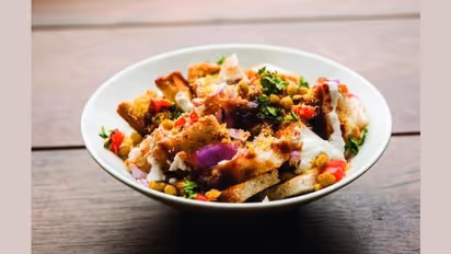 Tasty Food:सिर्फ 20 मिनट में इस तरह बनाएं बनाएं स्ट्रीट स्टाइल ब्रेड दही चाट रेसिपी