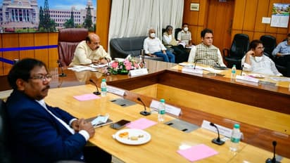 covid19 Omicron: ಒಮಿಕ್ರಾನ್ ವೈರಸ್, ಕರ್ನಾಟಕದಲ್ಲಿ ಮತ್ತೆ ಕಠಿಣ ನಿಯಮ ಜಾರಿ