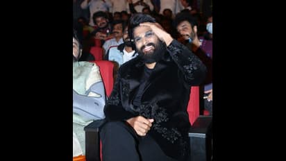 Allu Arjun: `మెగా` కాదు, `అల్లు`నే ఫస్ట్.. ఎన్టీఆర్‌తో పోల్చడం వెనకాల బన్నీ ఉద్దేశ్యం అదేనా?