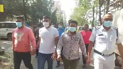 Fraud Case: সোশ্যাল মিডিয়ায় দেখা বিজ্ঞাপনের ফাঁদ পা দিয়ে খোয়ালেন লক্ষাধিক টাকা, ধৃত ৪