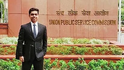 Success Story: लोन लेकर पढ़ाते रहे पिता, पहले अटेम्पट में IAS बनकर सत्यम गांधी ने पैरेंटस के सपने को किया पूरा