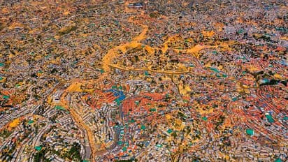 Rohingya refuge camp : ഇതൊരു ഇംപ്രഷനിസ്റ്റ് ചിത്രമല്ല, മറിച്ച് ലോകത്തിലെ ഏറ്റവും വലിയ അഭയാര്‍ത്ഥി ക്യാമ്പാണ്