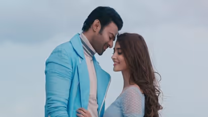 Radheshyam: `రాధేశ్యామ్` లవ్ ఆంథెమ్.. లవర్బాయ్ లుక్లో ప్రభాస్ కనువిందు